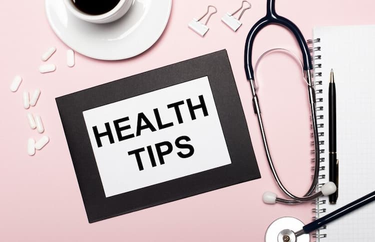 तुमच्या आरोग्यास निरोगी राखण्यासाठी फॉलो करा या 20 health tips in Marathi