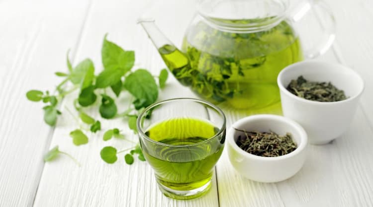 Green Tea Benefits in Hindi: ग्रीन टी पीने के फायदे
