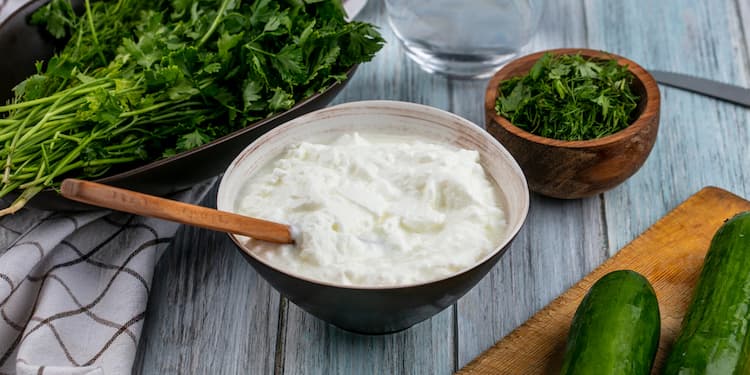 Curd:  Nutrition facts, how many calories in 1 cup, advantages and benefits