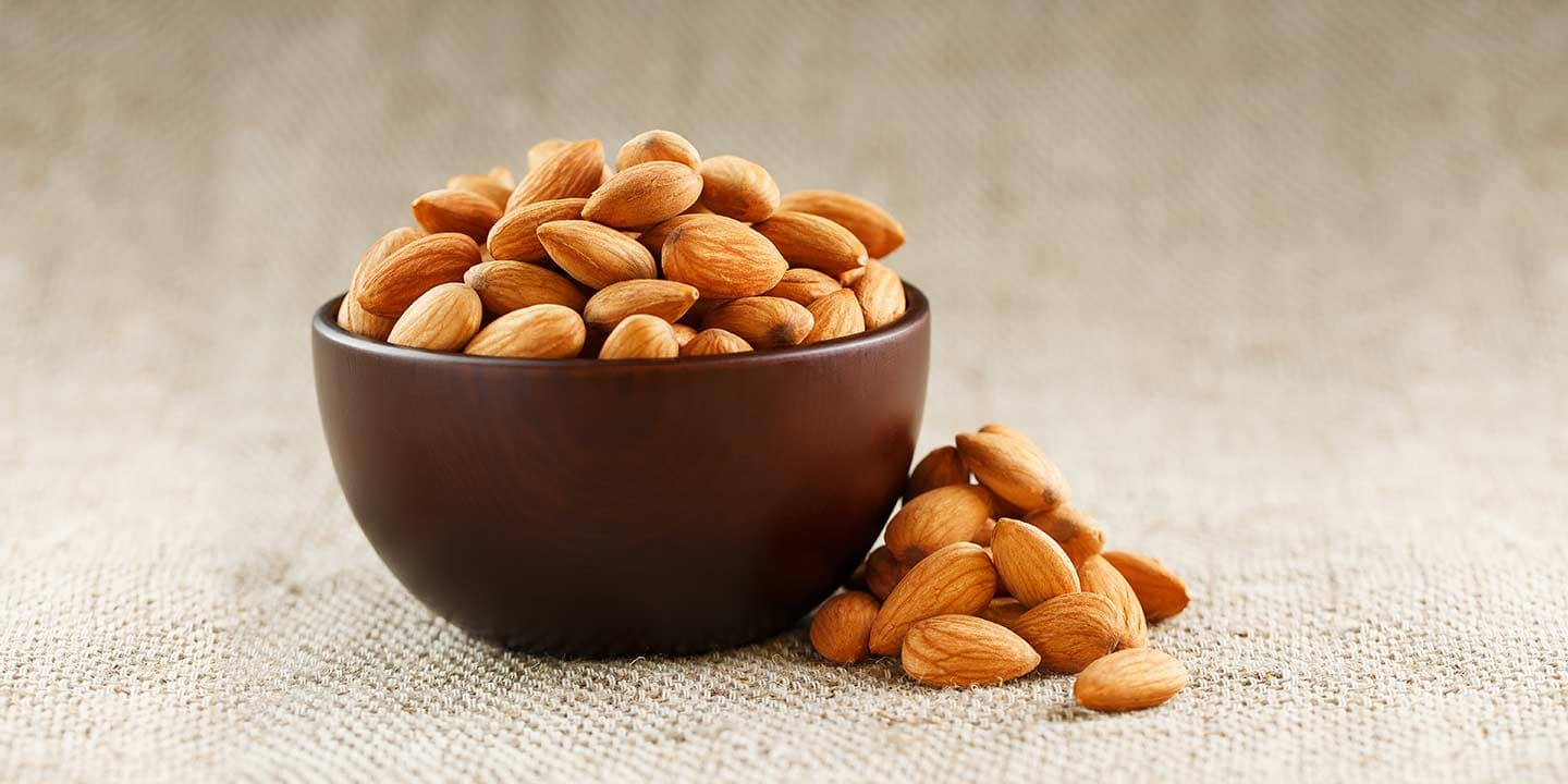 10 Amazing Benefits of Almonds