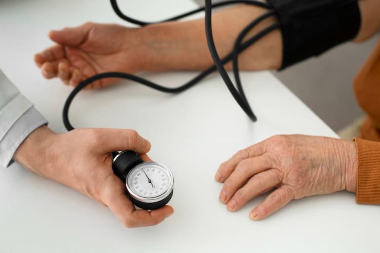 Winter Wellness for Seniors: Navigating Blood Pressure Challenges