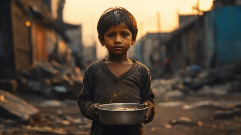 Child with bowl in his hand, Malnutrition Meaning in Hindi