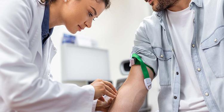 ESR चाचणी: चा अर्थ, महिला आणि पुरुषांमधील सामान्य श्रेणी आणि बरेच काही