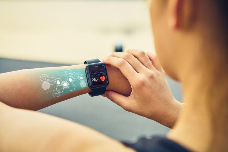Calculate maximum target heart rate and estimated maximum heart rate to plan intense exercises