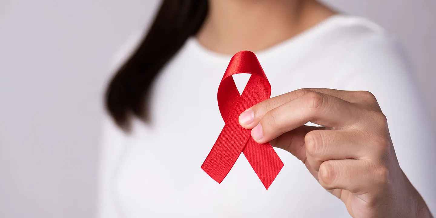 महिलाओं में एचआईवी के लक्षण: महिलाओं में एड्स के शुरुआती और बाद के लक्षण क्या हैं?