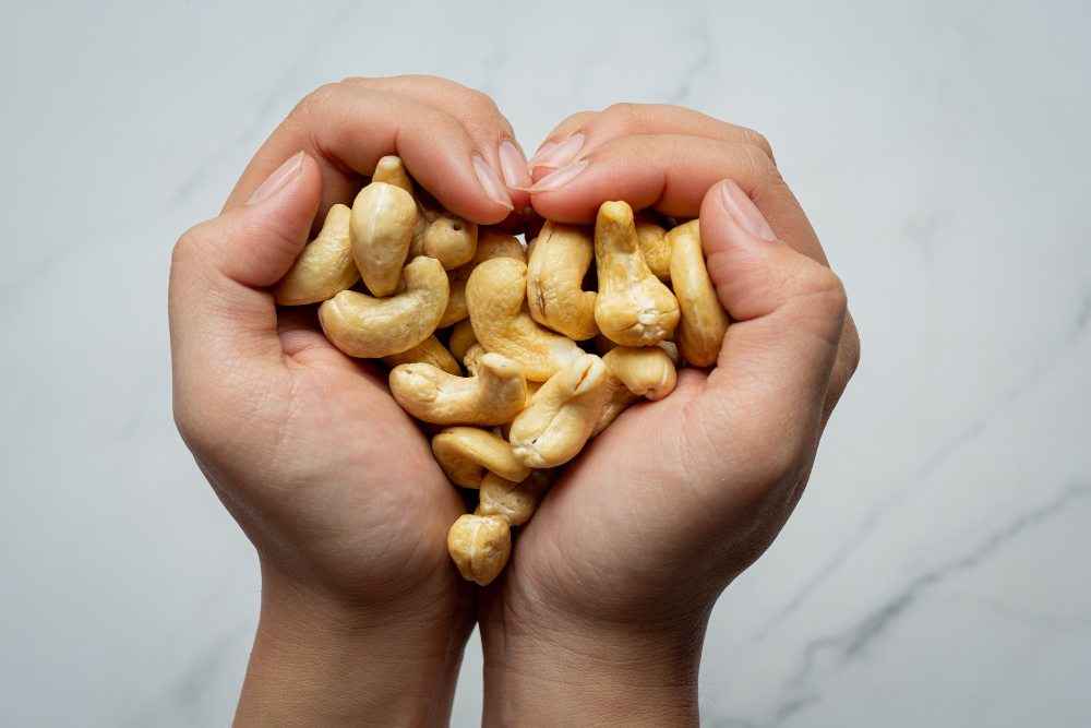7 Reasons to Add Cashew Nut to Your Diet Today