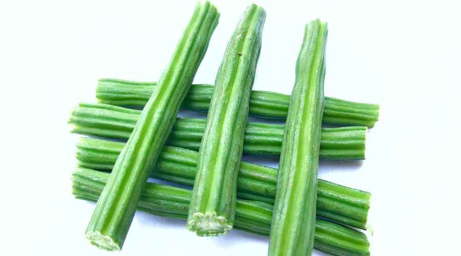 Drumstick (Sahjan): Nutritional Value, Health Benefits, Side Effects and More!