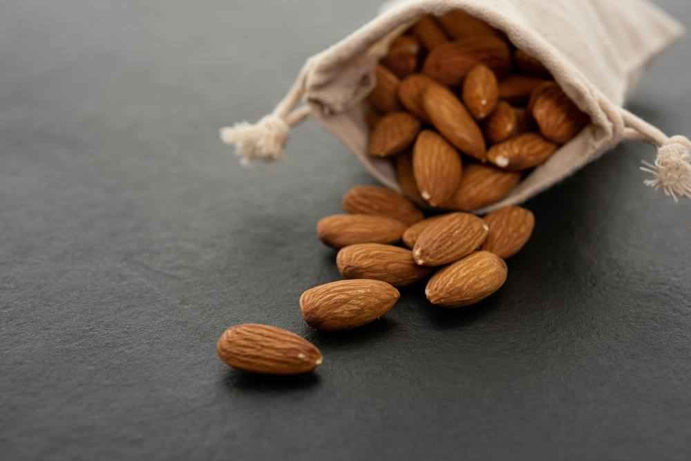 Health Benefits of Almonds: Nutrition, Uses, and More